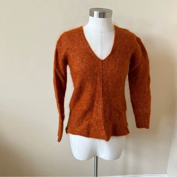 By Malene Birger fuzzy sweater 17823 - Picture 2 of 8